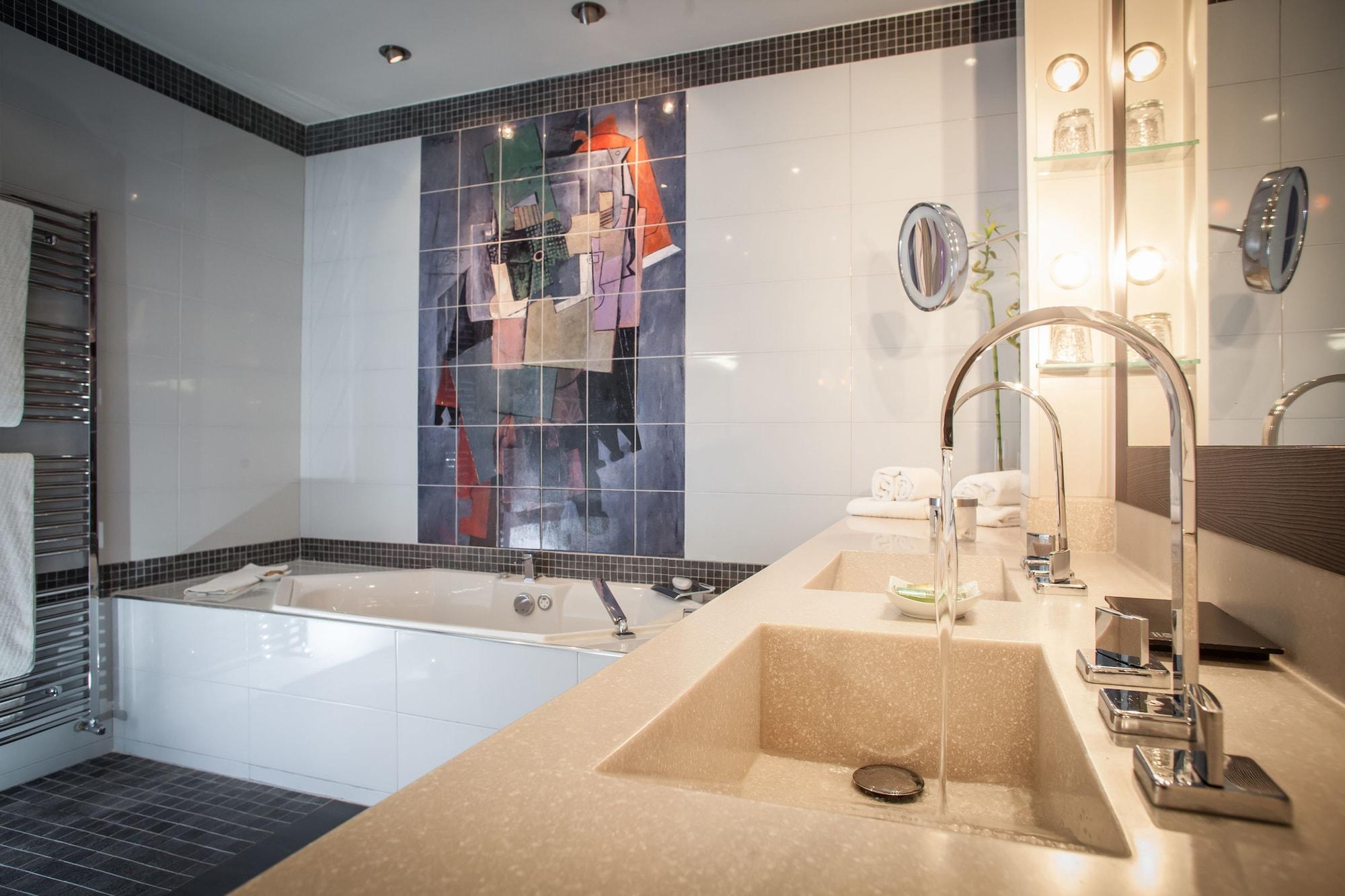 Hotel & Spa Vatel Nîmes Zewnętrze zdjęcie