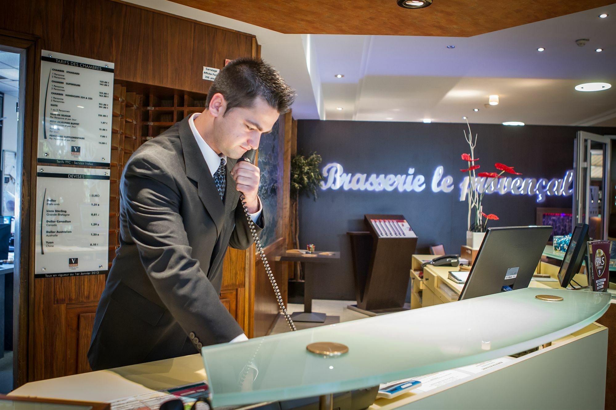 Hotel & Spa Vatel Nîmes Zewnętrze zdjęcie